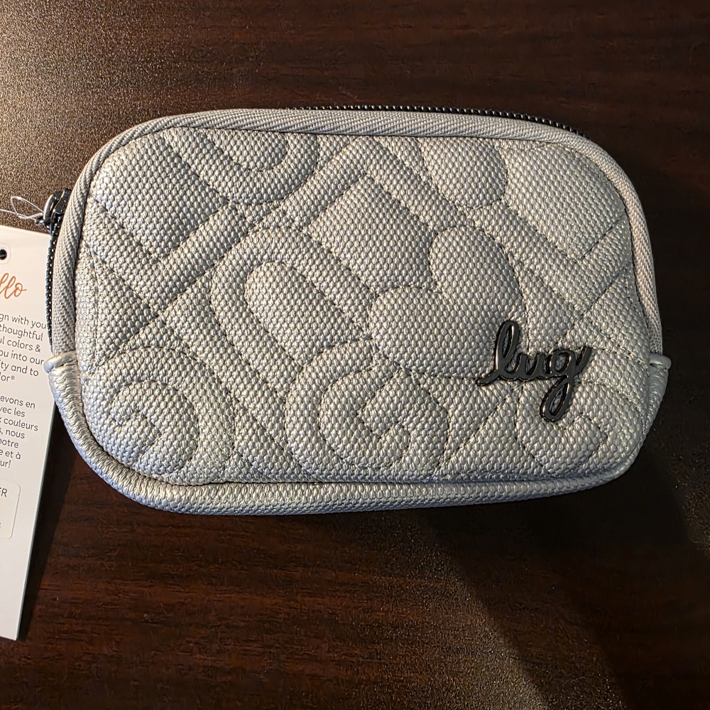 NWT- LUG- BARREL WALLET- METALLIC SILVER - Picture 2 of 2